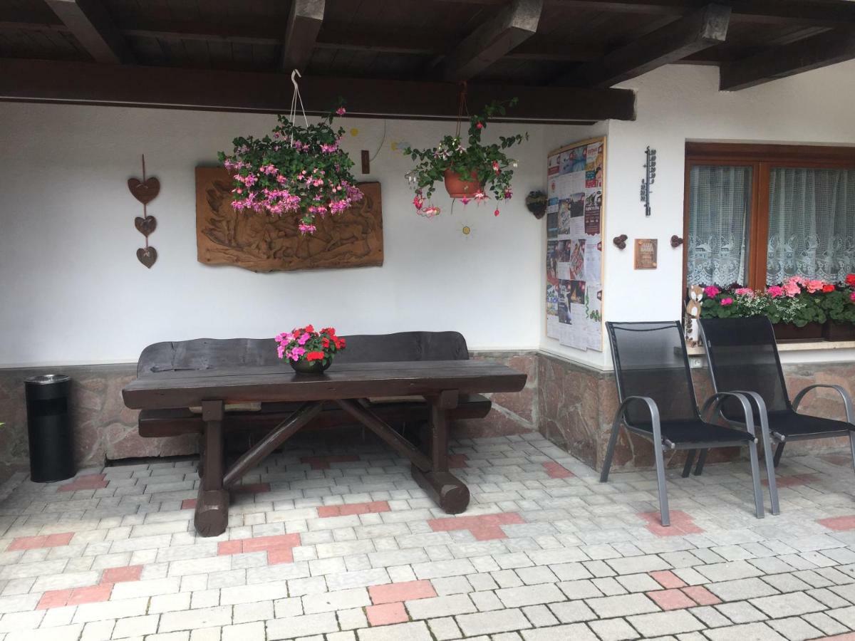 Garni La Vara Corvara In Badia Ngoại thất bức ảnh